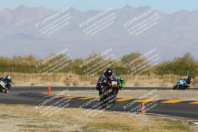 media/Dec-04-2022-CVMA (Sun) [[e38ca9e4fc]]/Race 6 Stock 1000 Shootout/